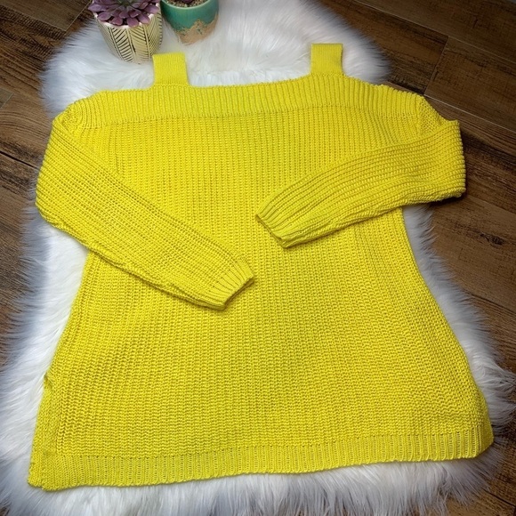 Soft Surroundings Free Day Sweater Cold Shoulder - Picture 3 of 7